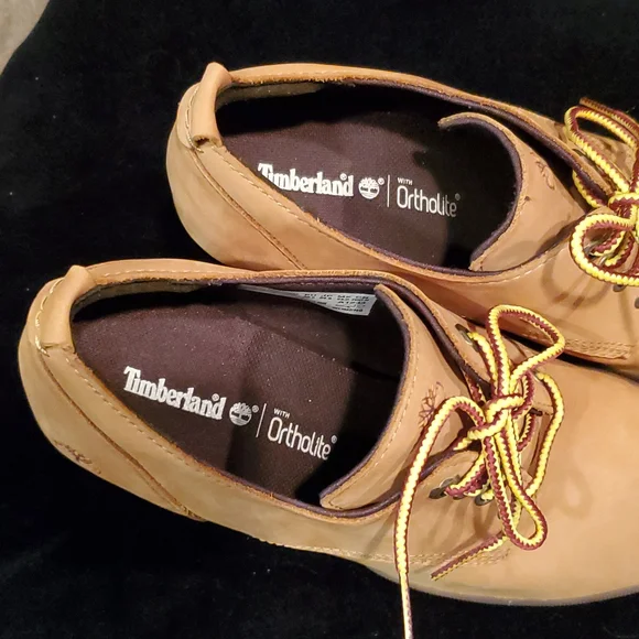 NWOT - Timberland Heeled Boots - Picture 10 of 11